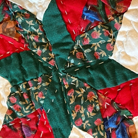 Quilted Christmas Tree Skirt Vintage Homemade 48” Handmade Star Pattern Classic - Picture 8 of 15